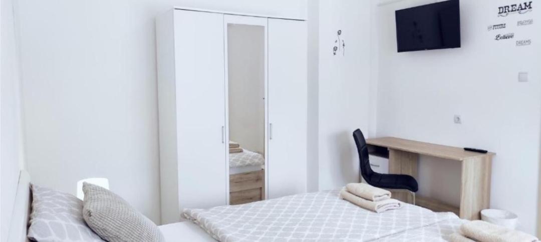 Marleo Apartment *